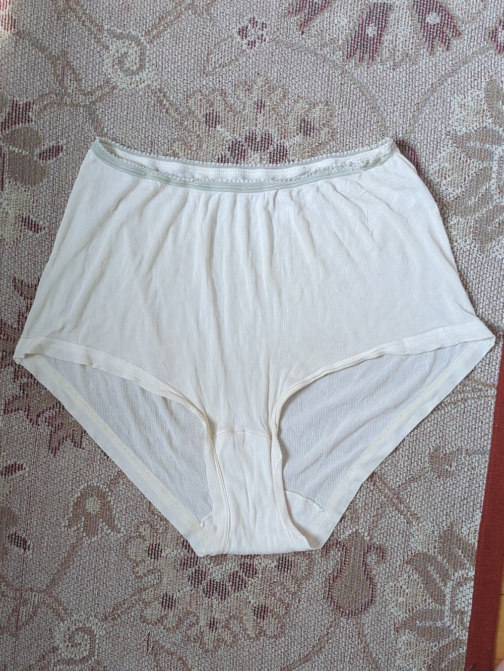 VTG 40s Blue Swan "Minikins" Rayon Panties High Waist Off White M